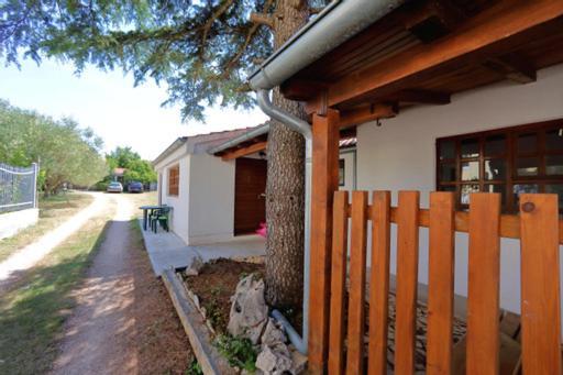 Apartmani Pjer 2 Бибине Екстериор снимка